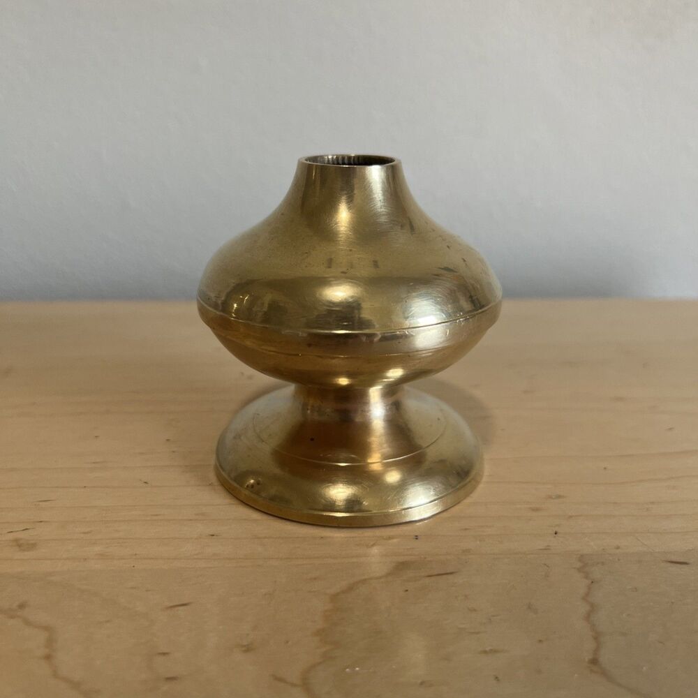 Vintage Brass Candlestick Holders Set of 3 - Picture 4 of 5